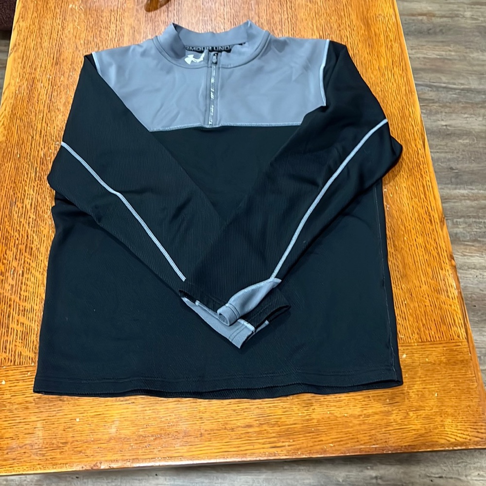UnderArmour mid Layer